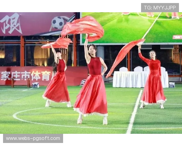 运动员评光明赛场：无风天气助发挥，氛围佳