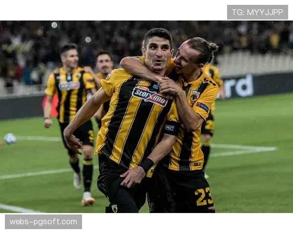 欧协联半决赛：阿斯顿维拉主场迎战佛罗伦萨